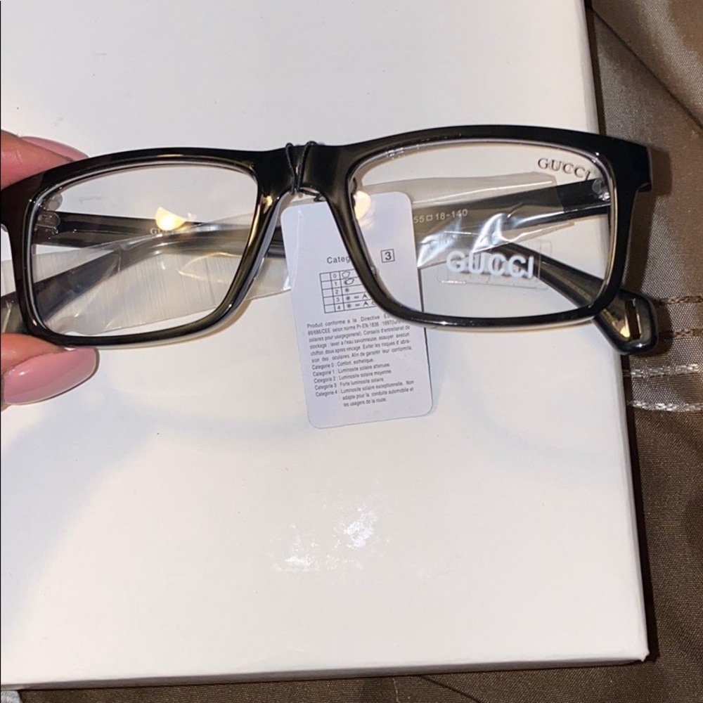 Gucci Black Frames 👓